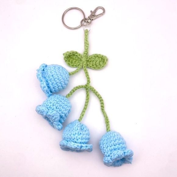 HANDMADE | Blue Crochet Bouquet | Bag Charm | Keychain (Brand New!) 💘 - Picture 4 of 5